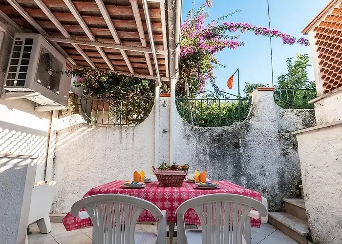 Vila Montoro Sperlonga